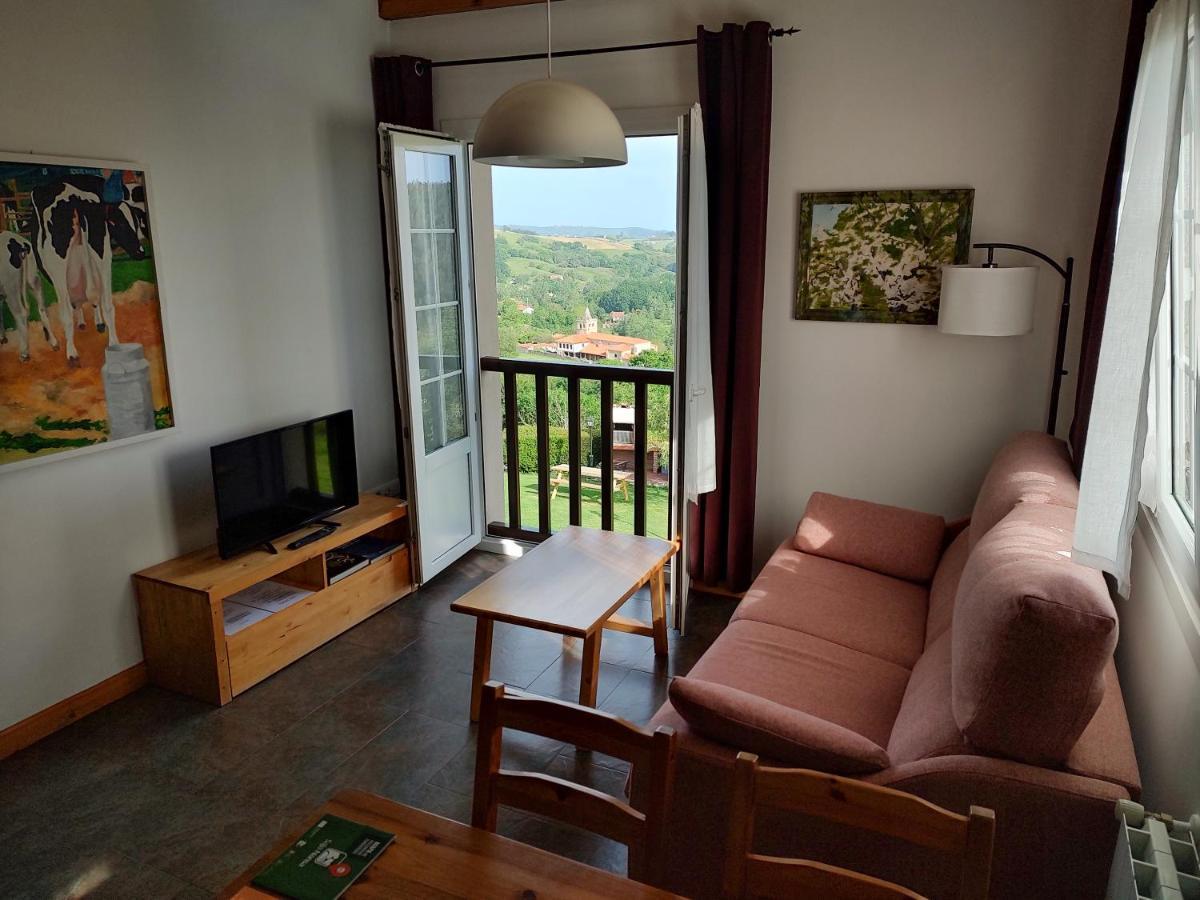 Apartamentos Corona Comillas Exterior foto